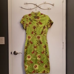 Chinese traditional dress